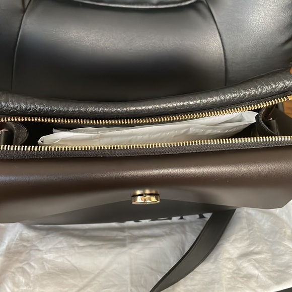 SOLD‼️‼️Authentic FURLA Two-face Crossbody Bag🖤 - Picture 11 of 17